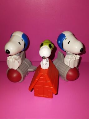 Charlie Brown Snoopy Figure Lot